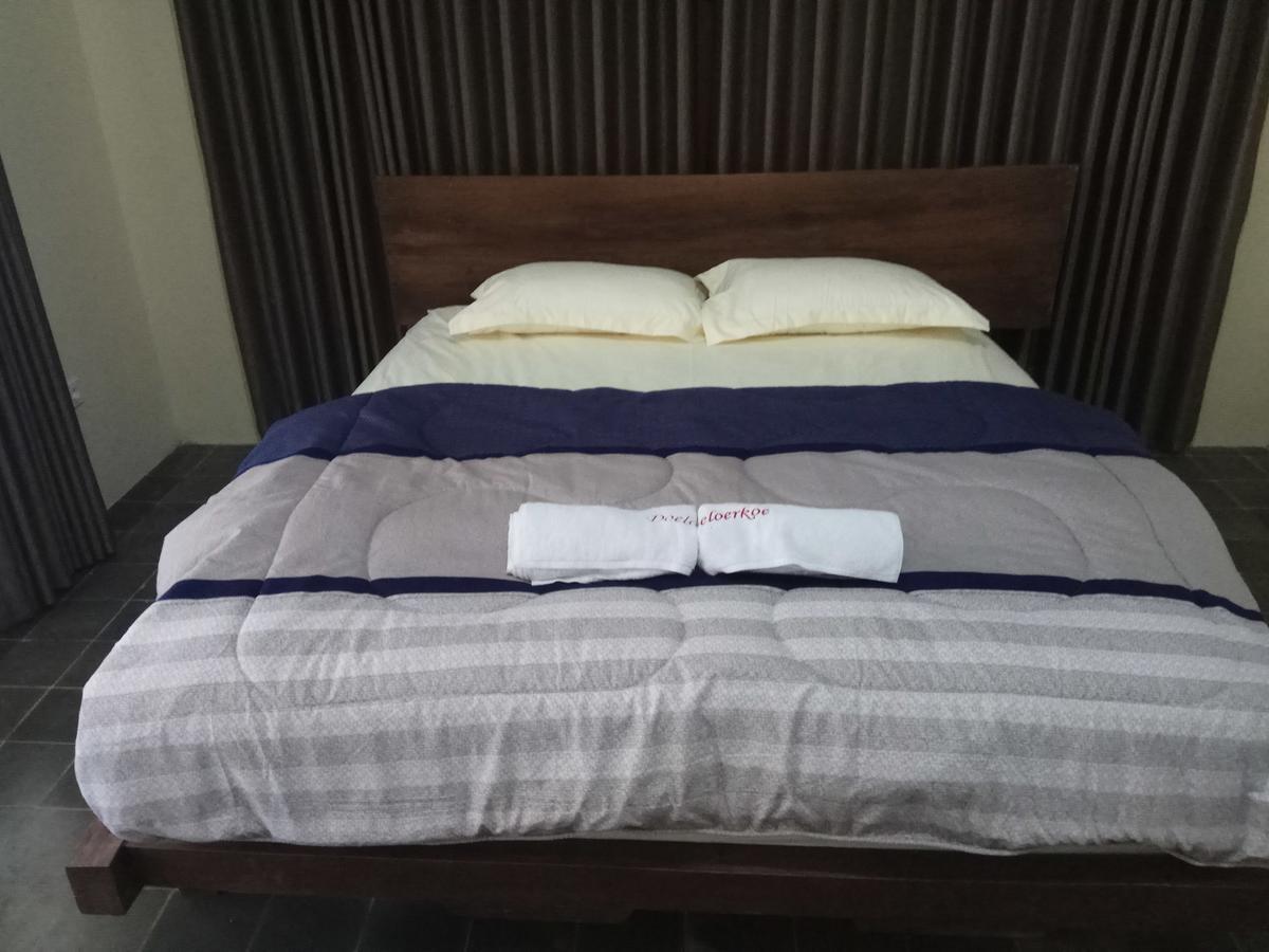 Doeloerkoe Homestay 수라카르타 외부 사진